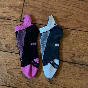 2 Pair Nike Elite Tab Running Socks